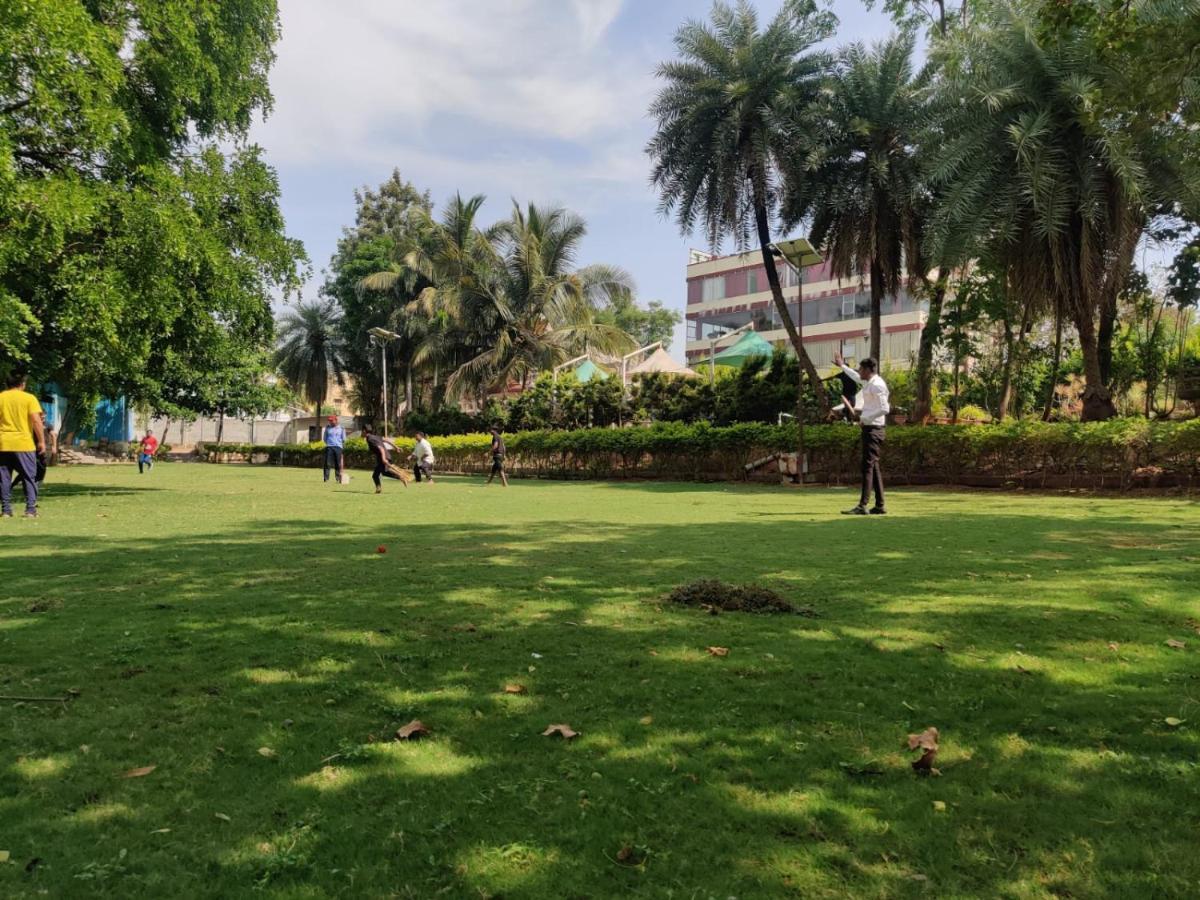 The Garden Asia Resort Bengalúr Exteriér fotografie